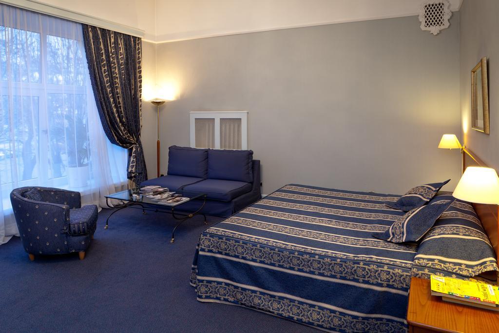 Grand Hotel Ukraine Dnipro Exterior foto