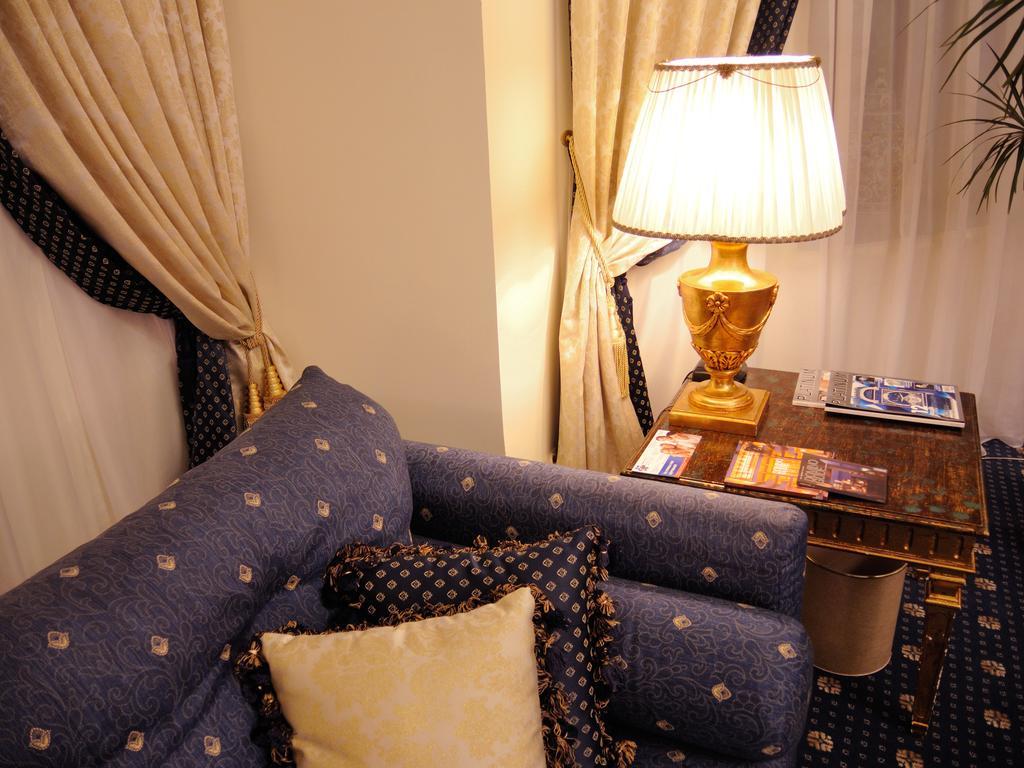 Grand Hotel Ukraine Dnipro Exterior foto